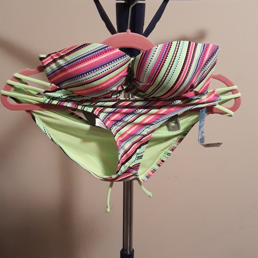Bathing suit set